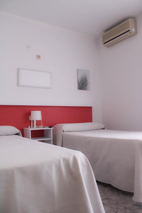 Hostal Las Dunas Cabo De Gata Екстериор снимка