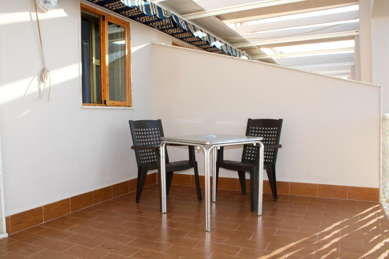 Hostal Las Dunas Cabo De Gata Екстериор снимка
