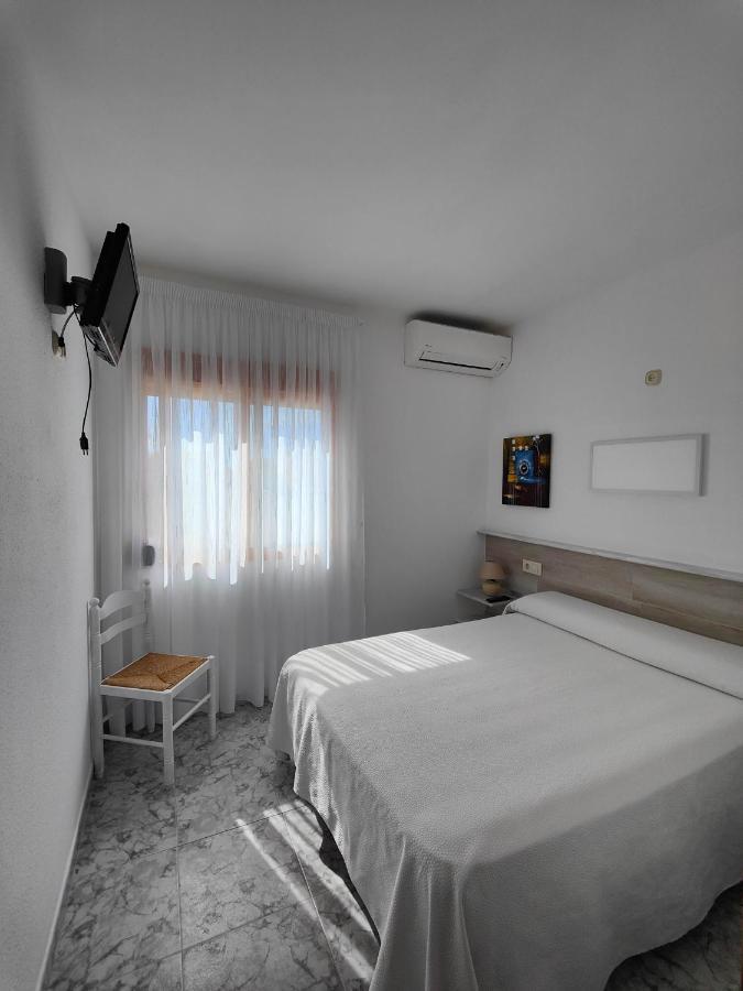 Hostal Las Dunas Cabo De Gata Екстериор снимка