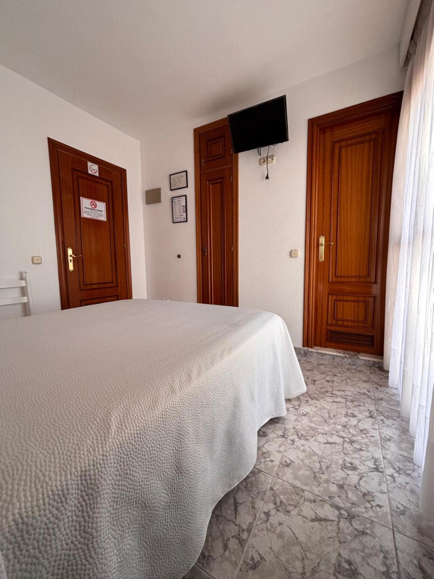 Hostal Las Dunas Cabo De Gata Екстериор снимка