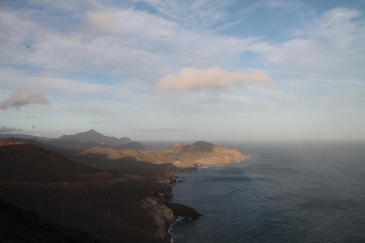Hostal Las Dunas Cabo De Gata Екстериор снимка