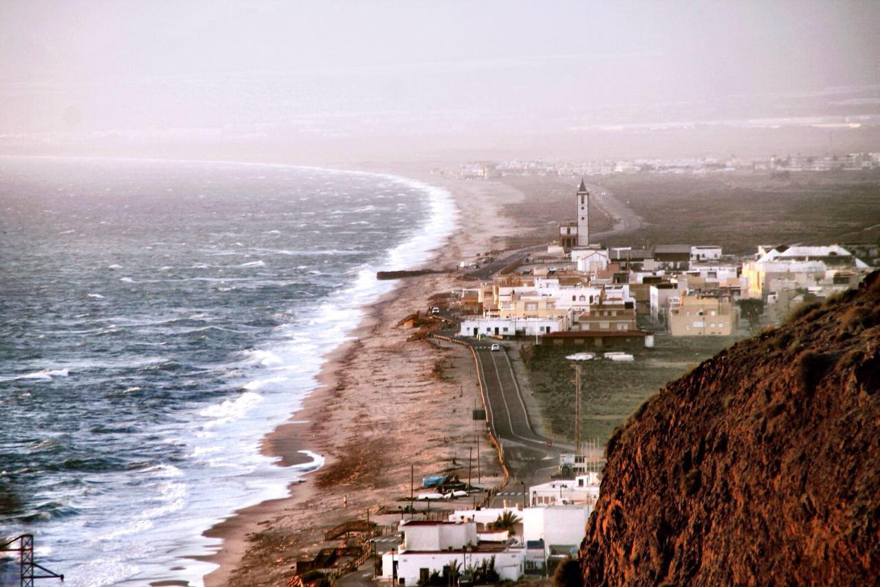Hostal Las Dunas Cabo De Gata Екстериор снимка
