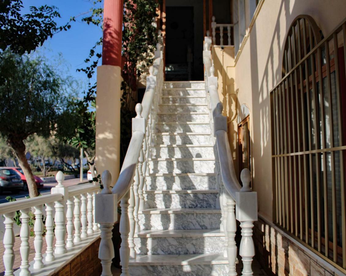 Hostal Las Dunas Cabo De Gata Екстериор снимка